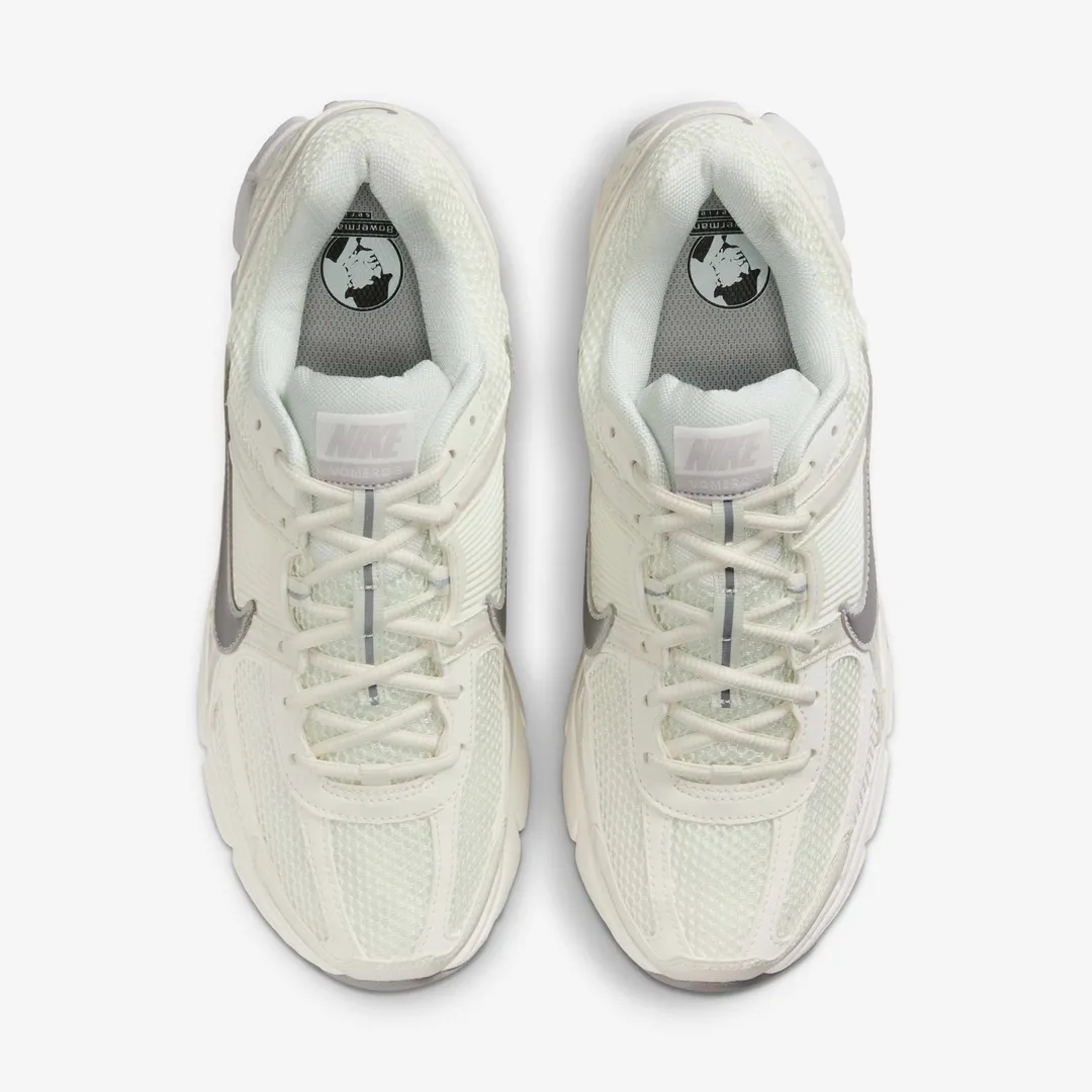 NIKE ZOOM VOMERO 5 SAIL VAST GREY
