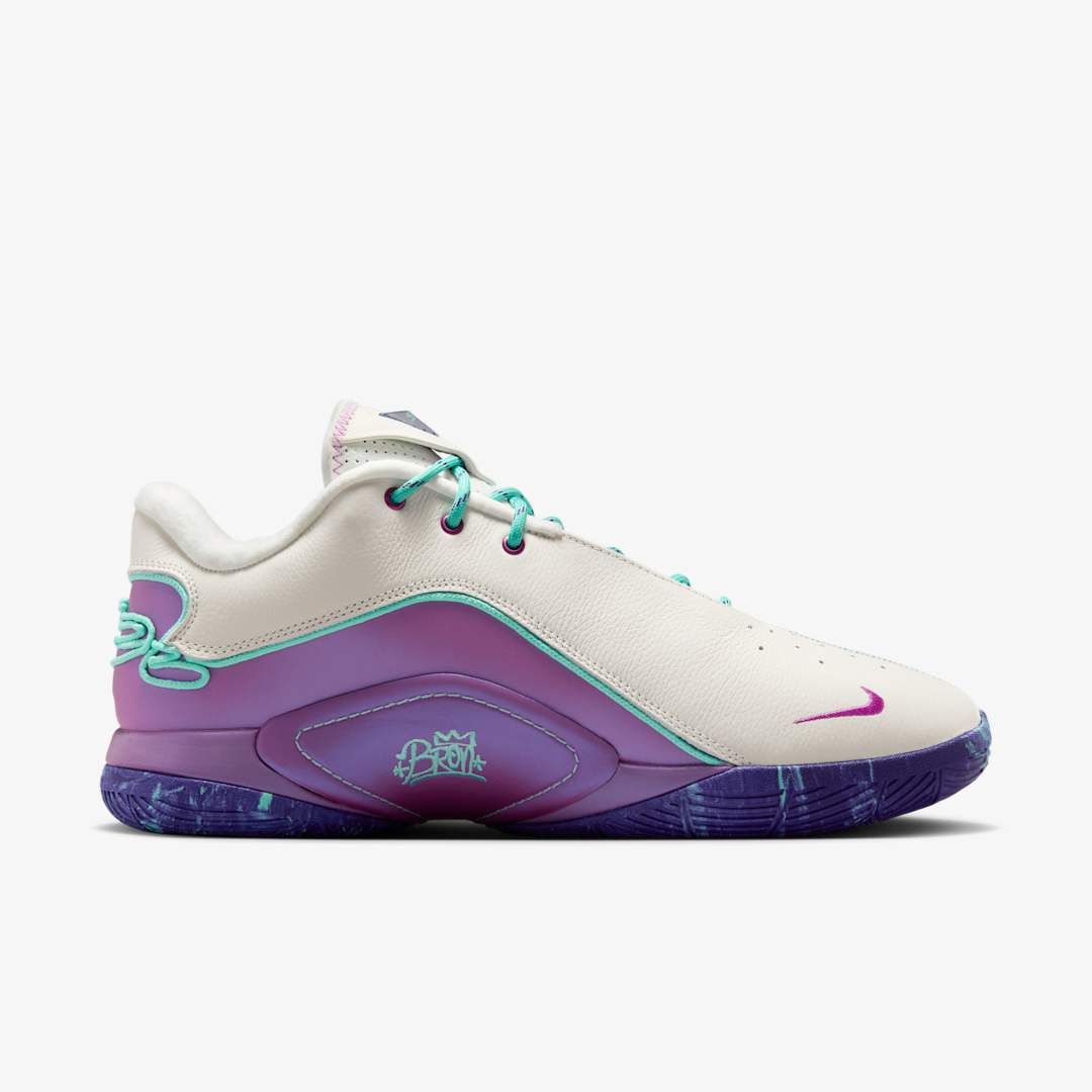 NIKE LEBRON 22 EP FROZEN GRAPES SPLIT